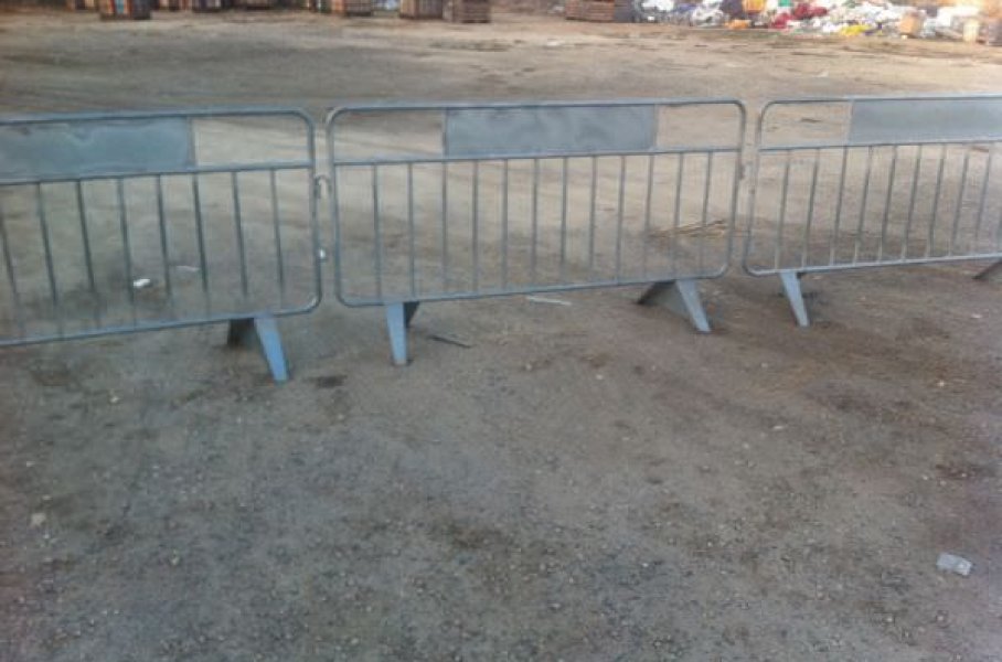 מחסומים וגידור לאירועים