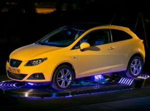 במה לתצוגת רכב