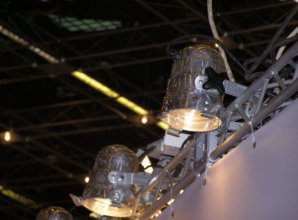 תאורה לביתנים