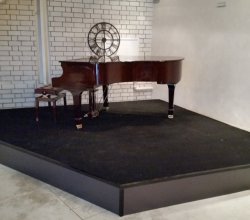 במה פינתית לפי צורה