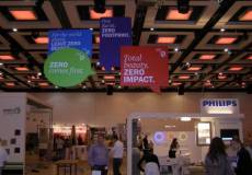 הקמת ביתן התלוי מהגובה