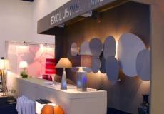 עמדה מעוצבת בשילוב בר - תערוכת הריהוט